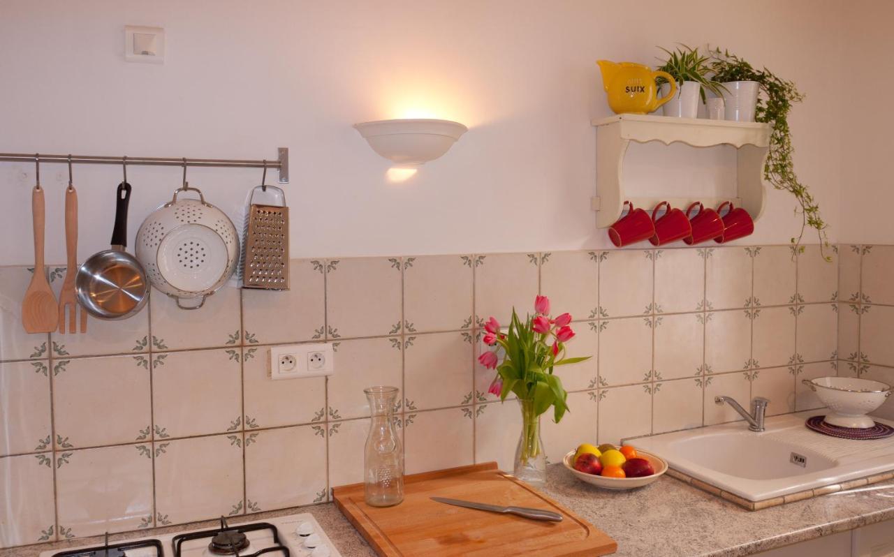 La Maison D'Eloise Arles Ngoại thất bức ảnh